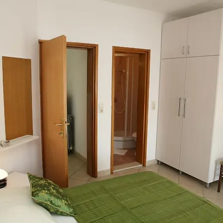 Davor & Marija Sosic Apartment Brela